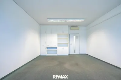 1-Zimmer-Gewerbeimmobilie mieten in Salzburg-Umgebung – 26 m², € 338 – Bild 5 von 13