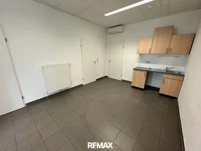 3-Zimmer-Gewerbeimmobilie mieten in Graz-Umgebung – 86 m², € 1.267 – Bild 6 von 10