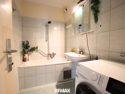 2-Zimmer-Wohnung kaufen in Baden – 66 m², € 295.000 – Bild 9 von 11