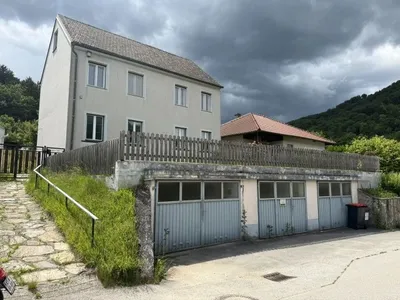 4-Zimmer-Haus kaufen in Krems Land – 115 m², € 195.000 – Bild 1 von 20