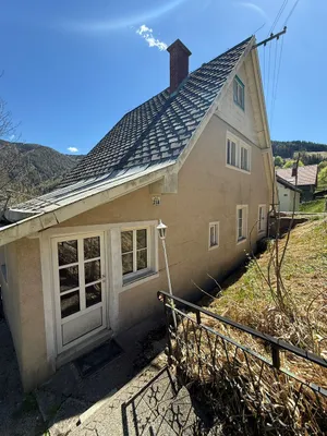 5-Zimmer-Haus kaufen in Neunkirchen – 104 m², € 129.000 – Bild 4 von 31