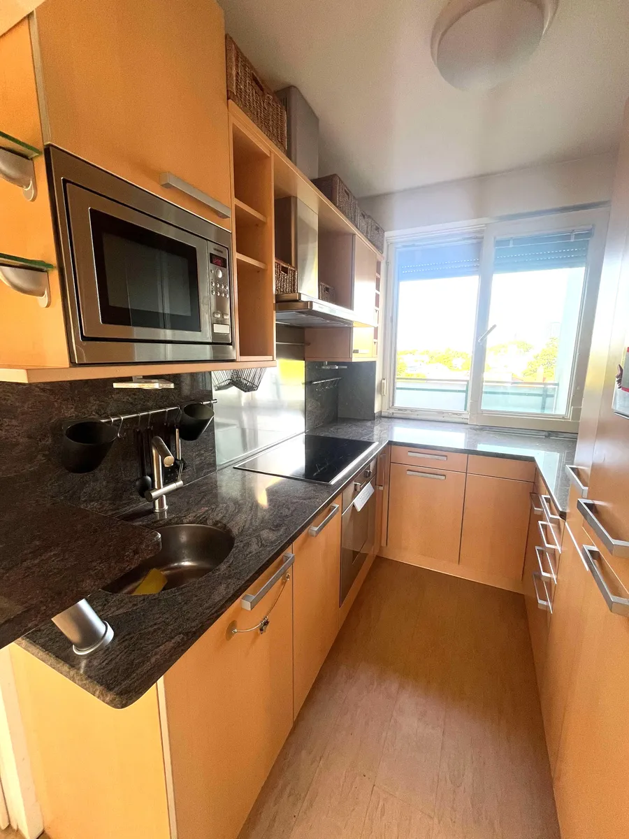 Entzückende DG-Wohnung mit 2 großzügigen Terrassen - Ansicht 2