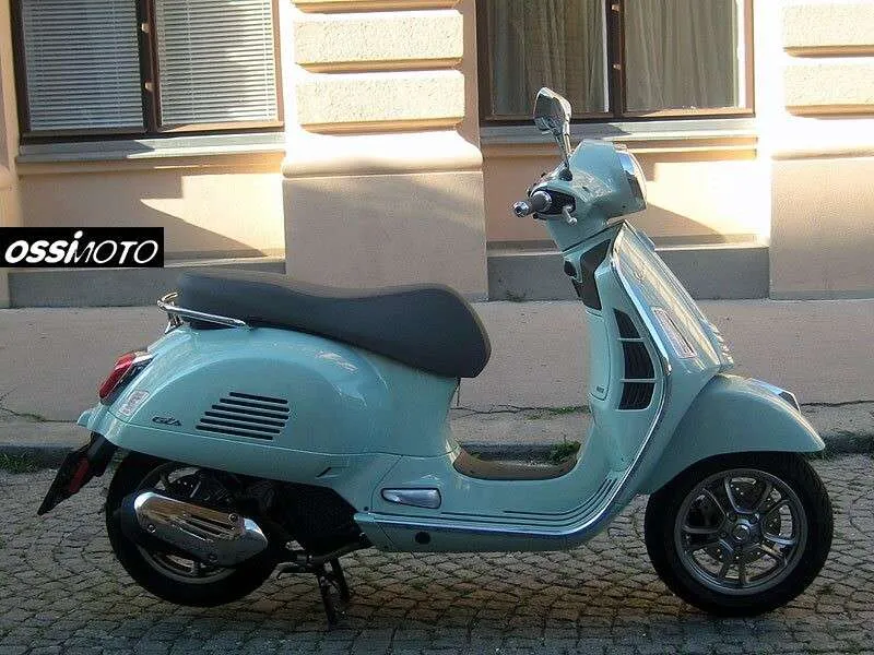 Vespa GTS