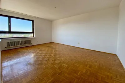 Wohnung mieten in Dornbirn – 37 m², € 890 – Bild 2 von 9