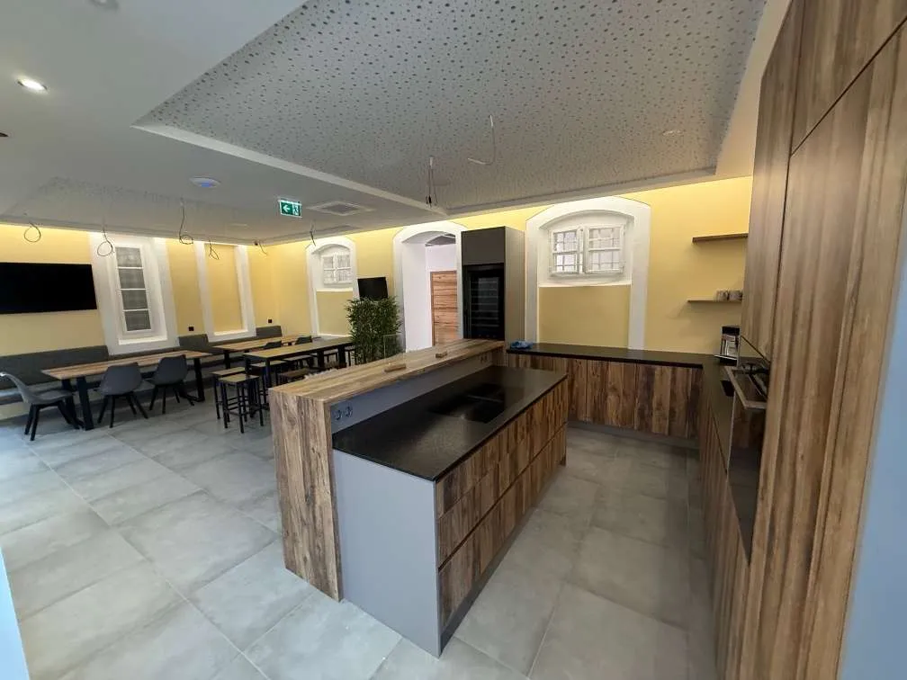 LETZTES BÜRO IM GERICHTSQUARTIER ROHRBACH - EINZIGARTIGER STANDORT, Berg bei Rohrbach