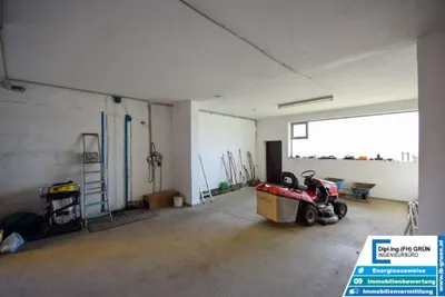 16-Zimmer-Immobilie mieten in Vöcklabruck – 480 m², € 12.828 – Bild 43 von 44