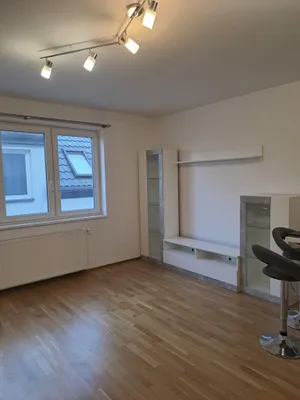 2-Zimmer-Wohnung mieten in Korneuburg – 49,49 m², € 770 – Bild 2 von 9