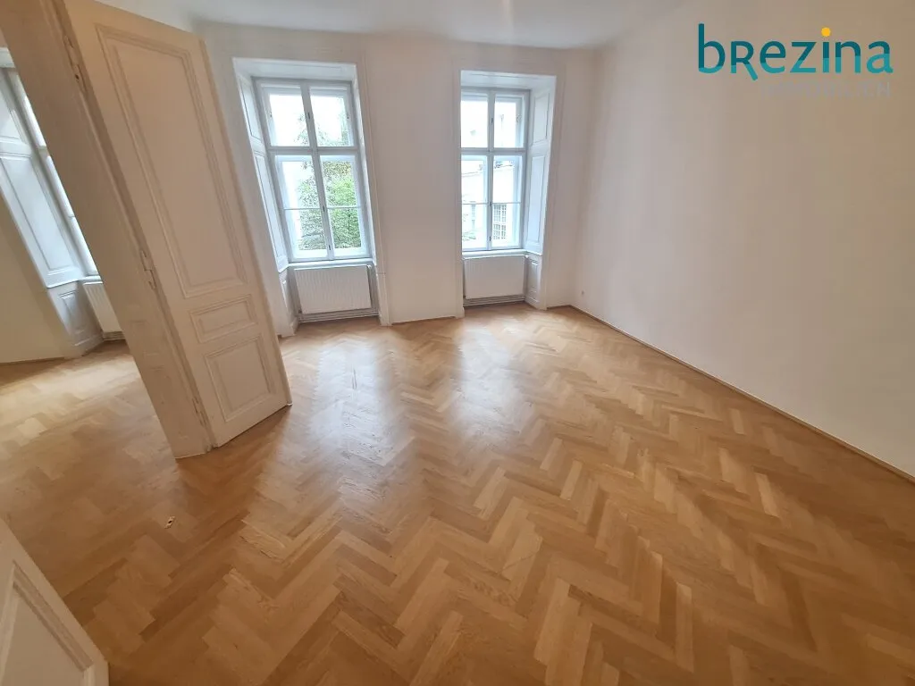 3-комнатная квартира в старом доме, 80 м², Виден, Виден