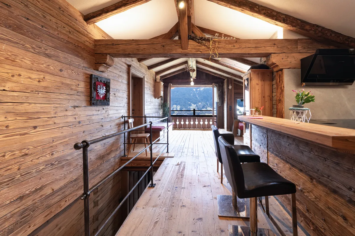 Stilvolle Dachgeschosswohnung mit Tiroler Charme (06715) – pohled 2