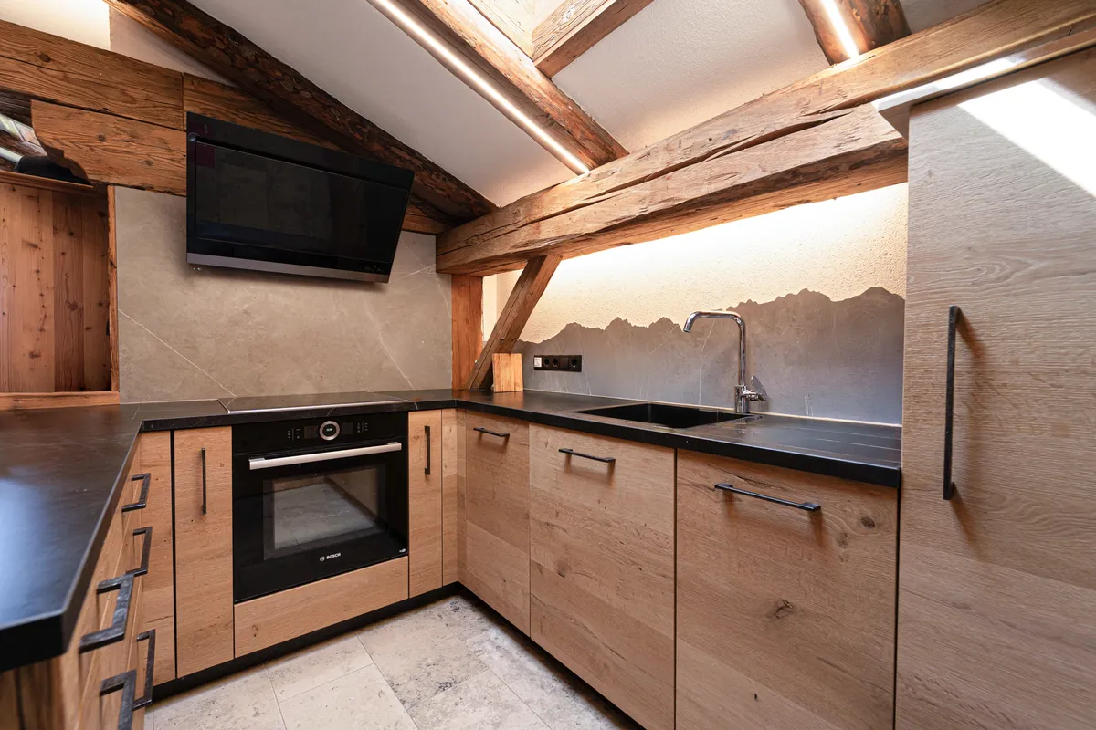 Stilvolle Dachgeschosswohnung mit Tiroler Charme (06715) – pohled 3