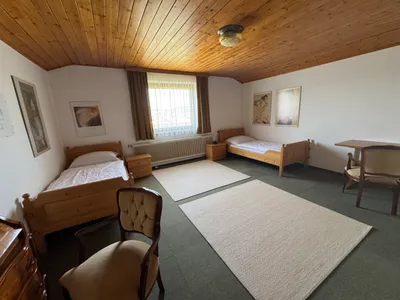 7-Zimmer-Immobilie kaufen in Braunau am Inn – 870 m², € 890.000 – Bild 24 von 25