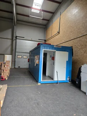 Gewerbeimmobilie kaufen in Baden – 3 780 m², € 3.750.000 – Bild 5 von 19