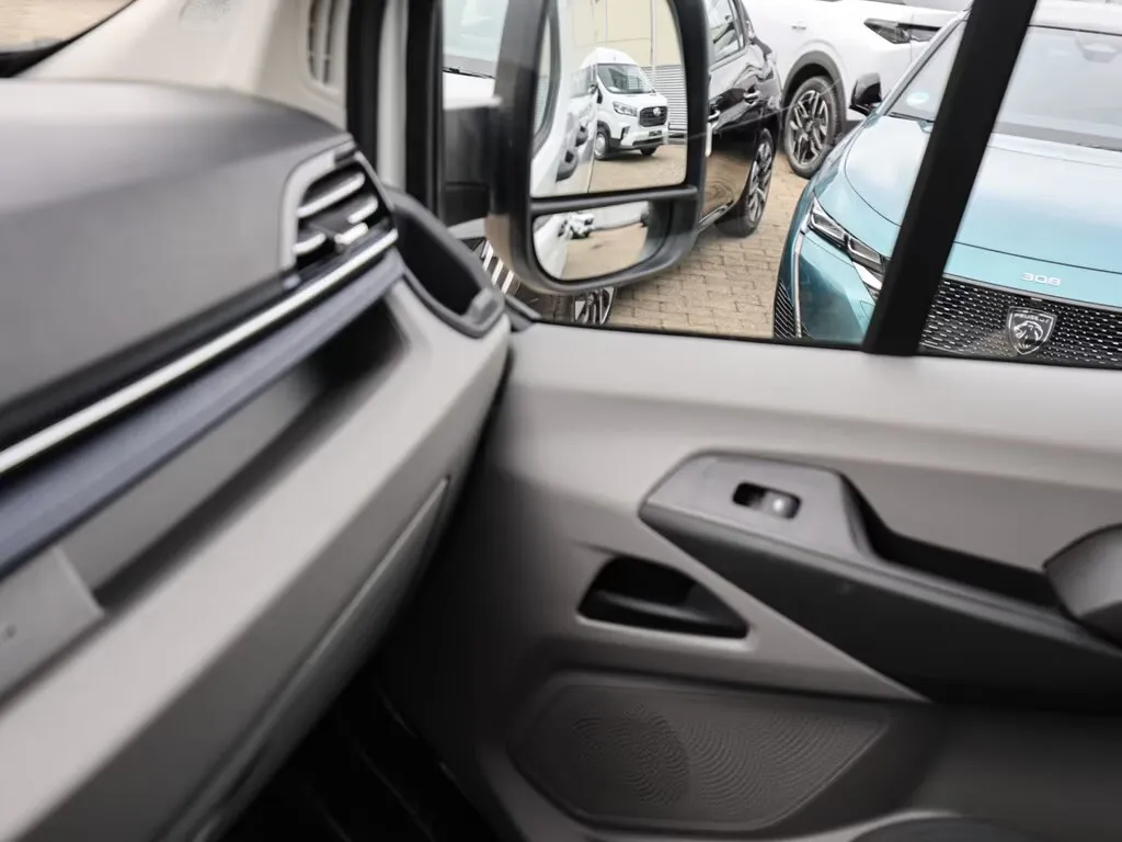Maxus Deliver 9 Kasten 2.0 D L3H2 Transporter / Kastenwagen – Bild 7