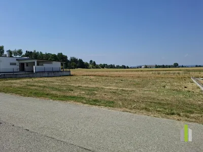 Grundstück kaufen in Braunau am Inn – 840 m², € 130.000 – Bild 1 von 5