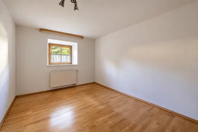 Wohnung mieten in Kitzbühel – 49 m², € 900 – Bild 3 von 8