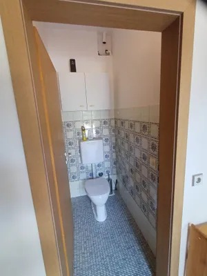 12-Zimmer-Haus mieten in Sankt Pölten Land – 240 m², € 1.400 – Bild 15 von 35