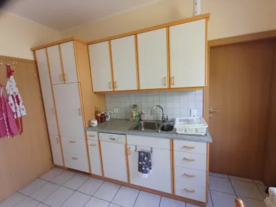 12-Zimmer-Haus mieten in Sankt Pölten Land – 240 m², € 1.400 – Bild 14 von 35