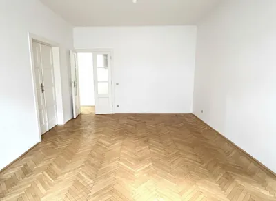 Ansprechende 3,5-Zimmer-Wohnung mit kleinem Balkon – Bild 3