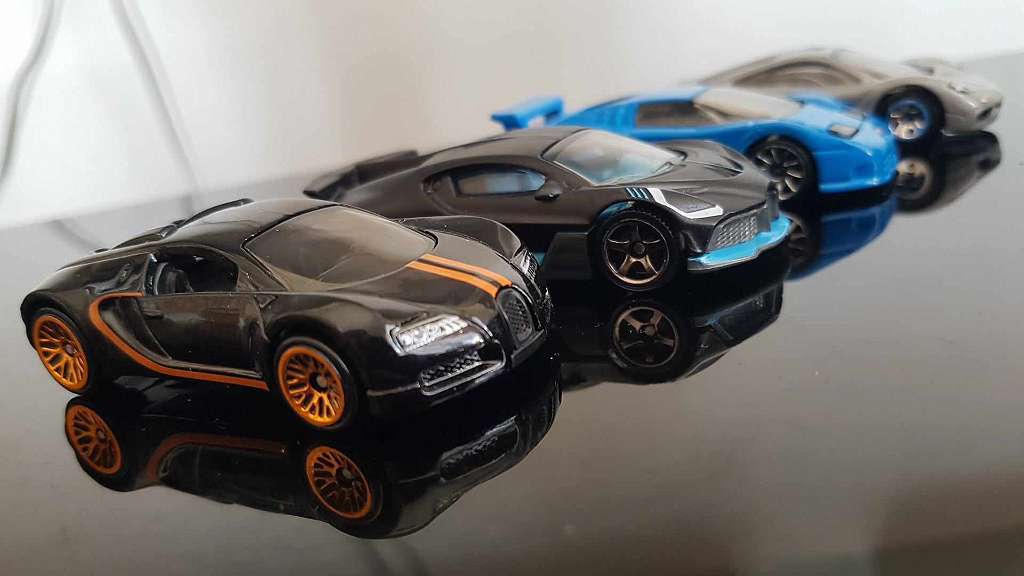 4x Hot Wheels Matchbox Supersport Set Bugatti Mc laren F1 GTR Veyron Rennwagen 94 89 Hypercar Hyper Car Auto Sportauto Sportwagen McLaren 15 1110 Wien willhaben