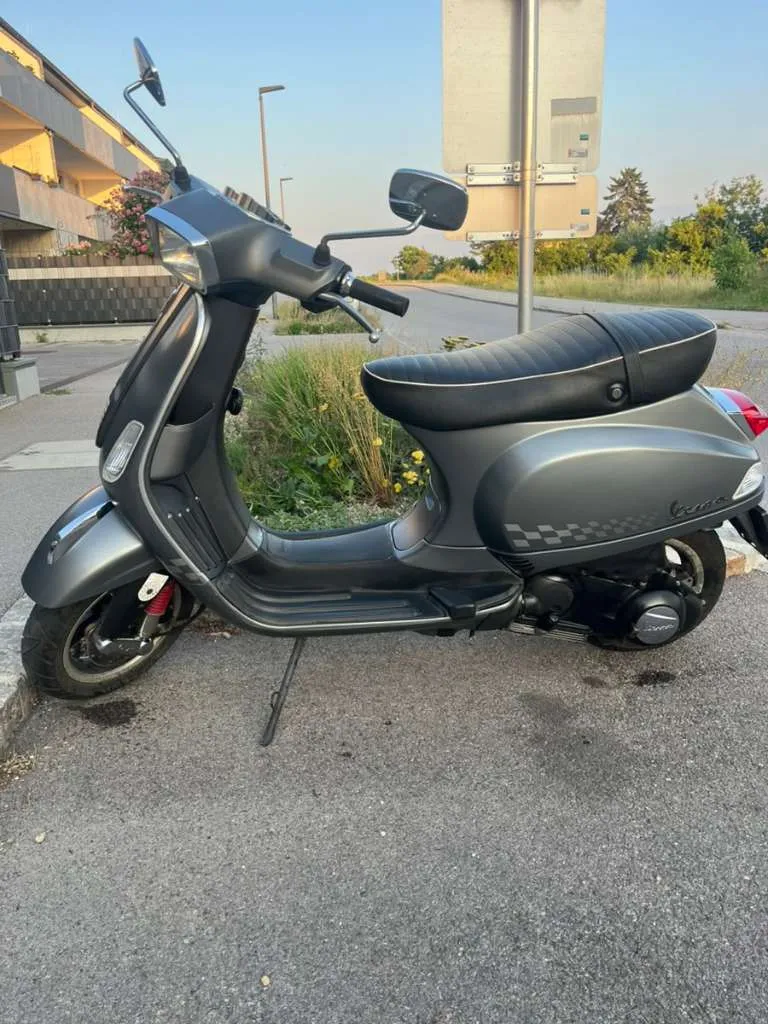Vespa 125
