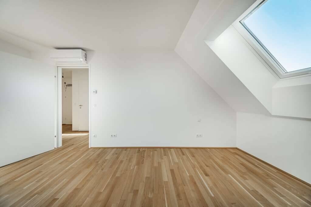 Eck-Wohnung im DG >> neue Traumwohnung der Extraklasse >> Alte Donau, Einbahnstraße, Wien