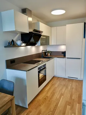 (reserviert) Klimatisierte 2-Zimmer Wohnung mit Balkon