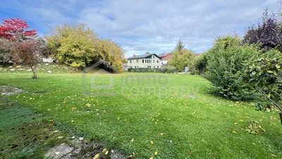 Grundstück kaufen in Vöcklabruck – 684 m², € 590.000