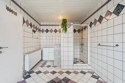 4-Zimmer-Haus kaufen in Tulln – 160,02 m², € 285.000 – Bild 8 von 16