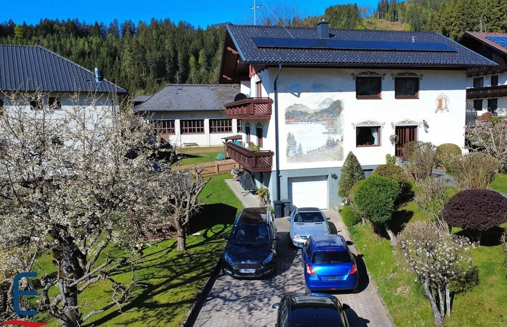 Zukunftsfit mit PV-Anlage, und Fernwärme ZWEIFAMILIENHAUS in sonniger Traumlage – pohled 2