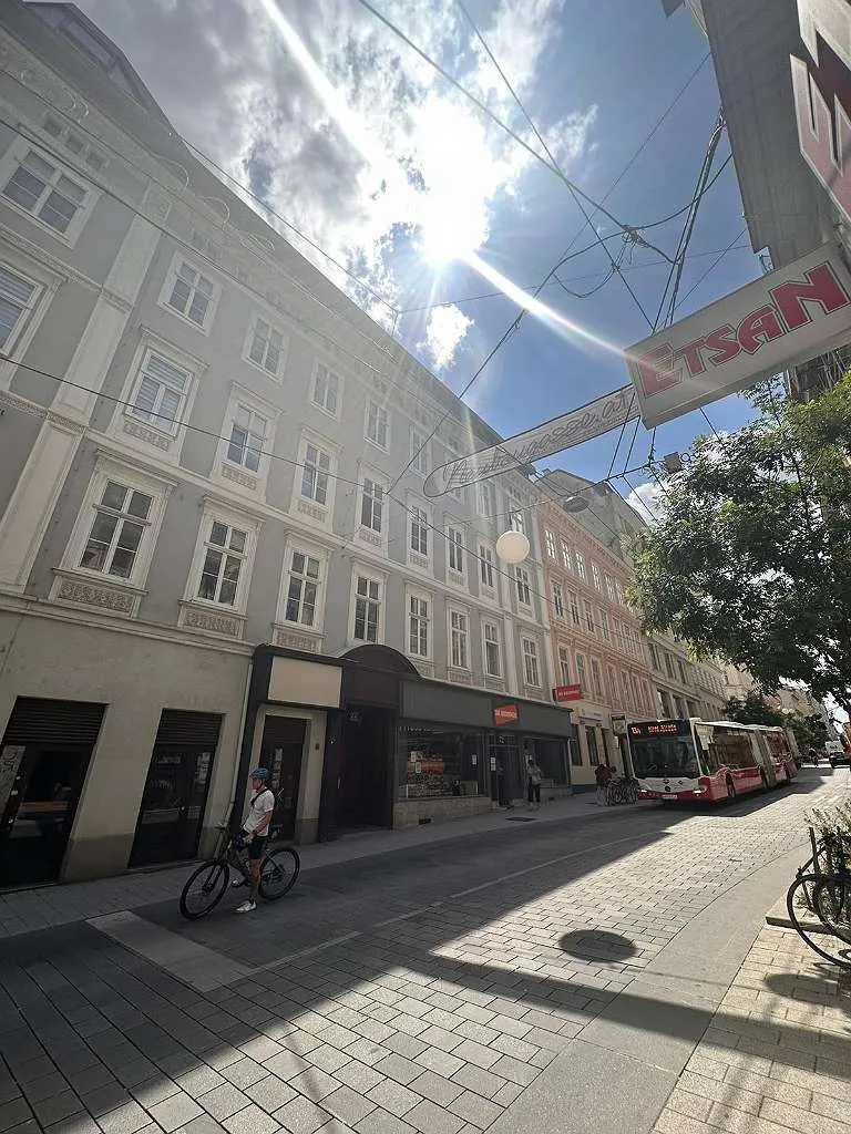 Apartment in Wien, Sankt Ulrich, Katastralgemeinde Neubau - Ansicht 2
