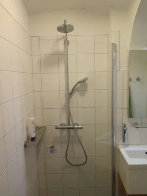7-Zimmer-Wohnung kaufen in Wien – 140 m², € 370.000 – Bild 11 von 21