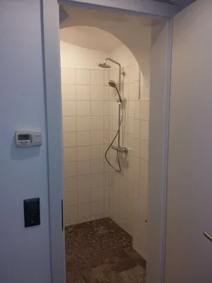 7-Zimmer-Wohnung kaufen in Wien – 140 m², € 370.000 – Bild 8 von 21