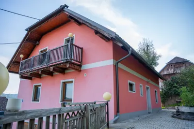 Haus kaufen in Feldkirchen – 178 m², € 500.000 – Bild 3 von 10