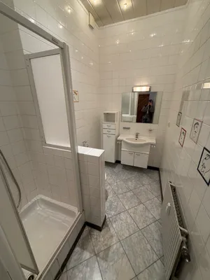 5-Zimmer-Wohnung mieten in Wien – 170 m², € 2.500 – Bild 8 von 11