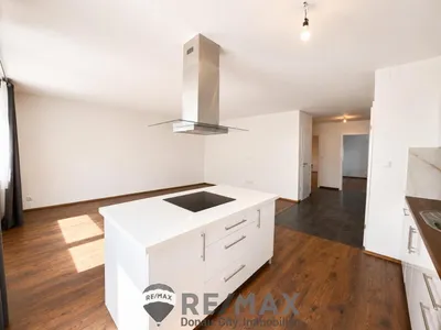 "Lichtdurchflutete 3-Zimmer-Wohnung mit Wohnküche & Kochinsel | 83 m²" – Bild 2