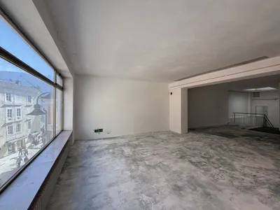 Gewerbeimmobilie kaufen in Gmunden – 720 m², € 950.000 – Bild 6 von 7