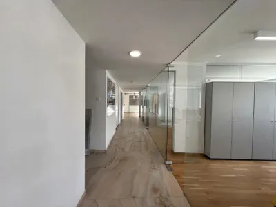 7-Zimmer-Gewerbeimmobilie mieten in Wien – 289 m², € 4.980 – Bild 4 von 7