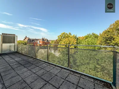 Provisionsfrei: Dachgeschoss - Maisonette in Döblinger Toplage mit 3 Terrassen! Garage verfügbar! – Bild 2