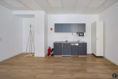 3-Zimmer-Gewerbeimmobilie mieten in Tulln – 77 m², € 1.639 – Bild 4 von 18