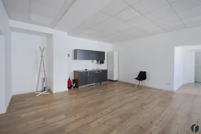 3-Zimmer-Gewerbeimmobilie mieten in Tulln – 77 m², € 1.639 – Bild 5 von 18