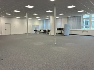 Gewerbeimmobilie mieten in Linz Land – 240 m², € 2.400 – Bild 4 von 20