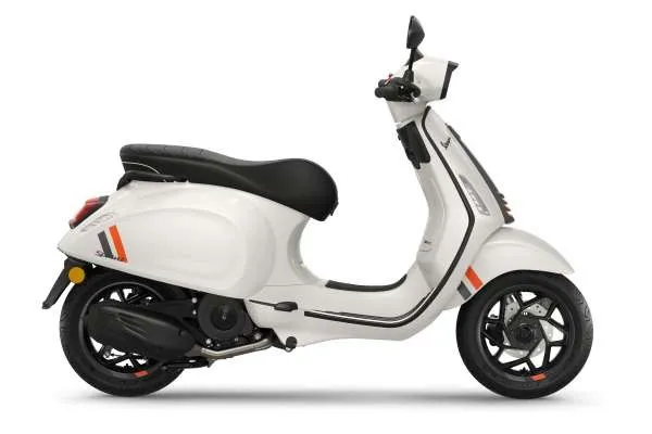 Vespa Sprint – € 4.999, 0 km – Bild 1 von 1
