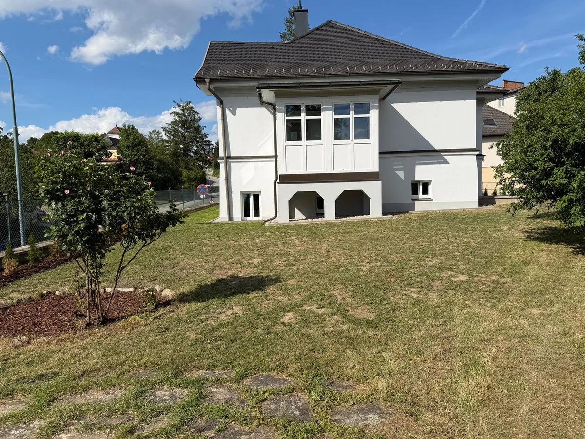 Villa im Biedermeierstil in Gars am Kamp - zentrumsnah mit Burgblick - Ansicht 2