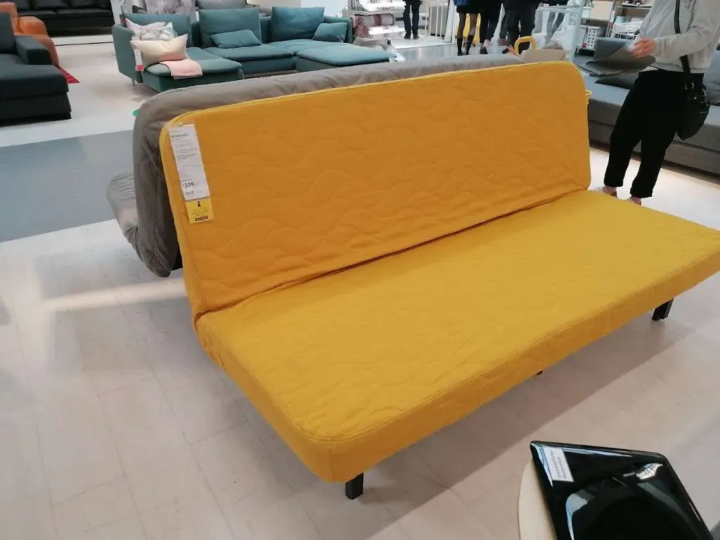 IKEA NYHAMN 3er-Bettsofa 200x140cm mit Taschenfederkernmatraze, klappbar, € 99,- (1220 Wien)