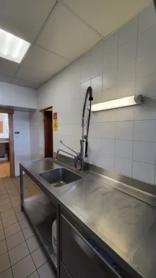 Gewerbeimmobilie mieten in Gänserndorf – 170 m², € 1.980 – Bild 10 von 12