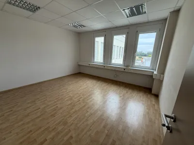 3-Zimmer-Gewerbeimmobilie mieten in Baden – 95 m², € 1.311 – Bild 8 von 10