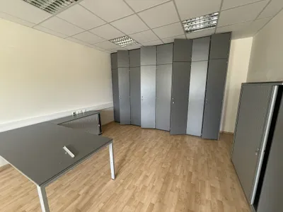 3-Zimmer-Gewerbeimmobilie mieten in Baden – 95 m², € 1.311 – Bild 7 von 10
