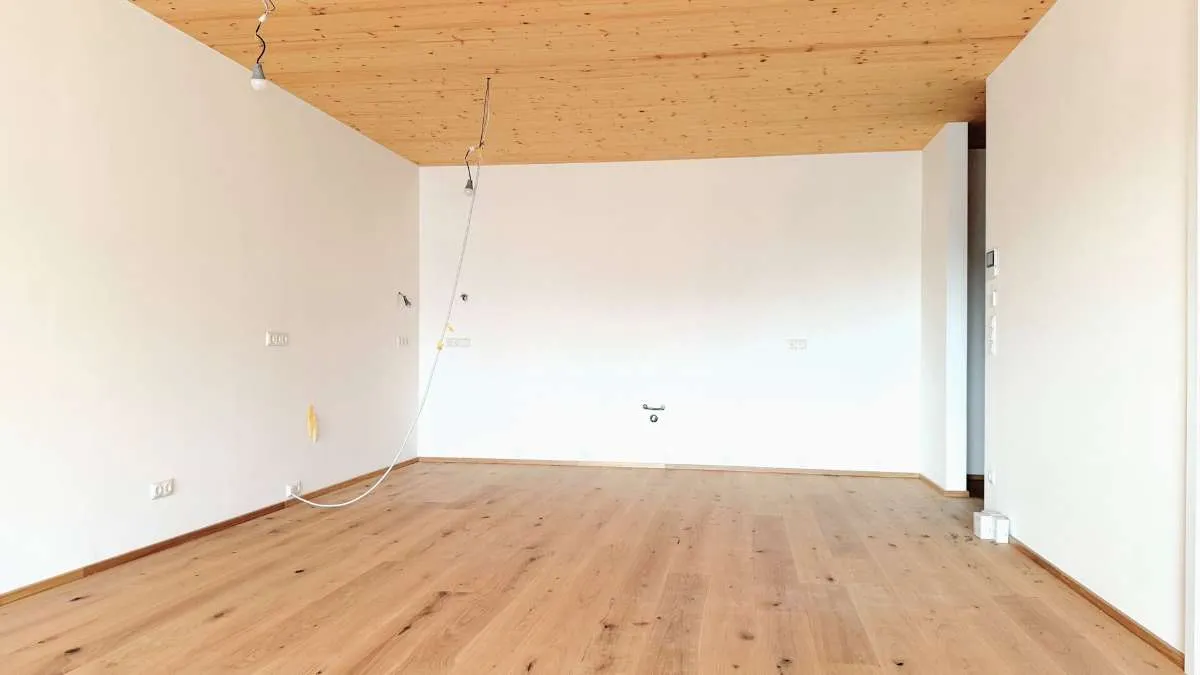 Hochwertige Wohnung im Ortszentrum - Ansicht 3
