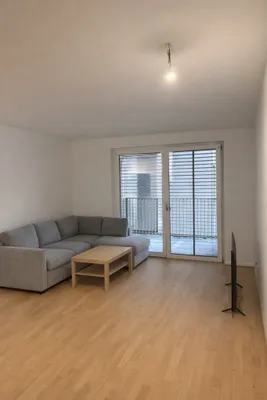 Traumhafte 2,5 Zimmer Wohnung mit Blick in den Innenhof – Bild 3