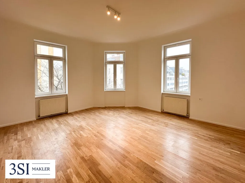 Helle 2 Zimmer Wohnung mit Altbauflair – pohled 2